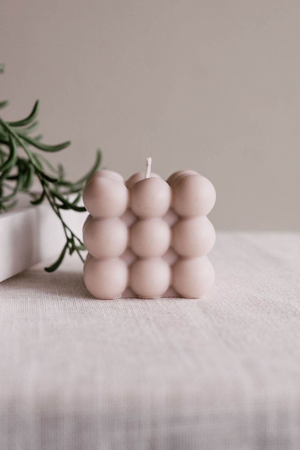 bougie à bulles au parfum de coton frais