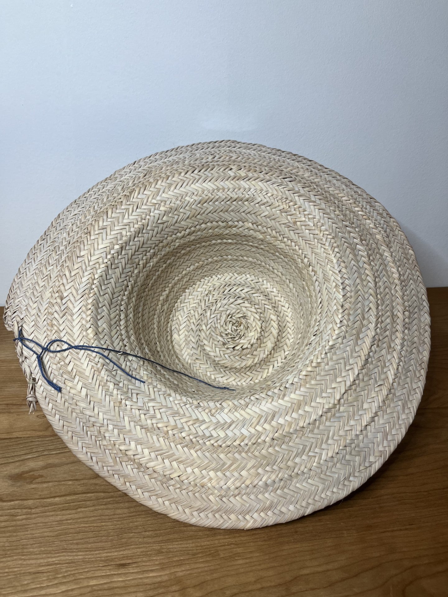 chapeau en feuille de palmier