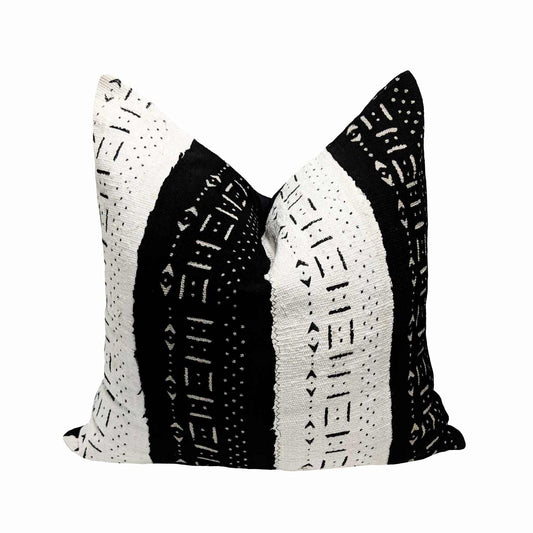 Kobe cushion in bogolan